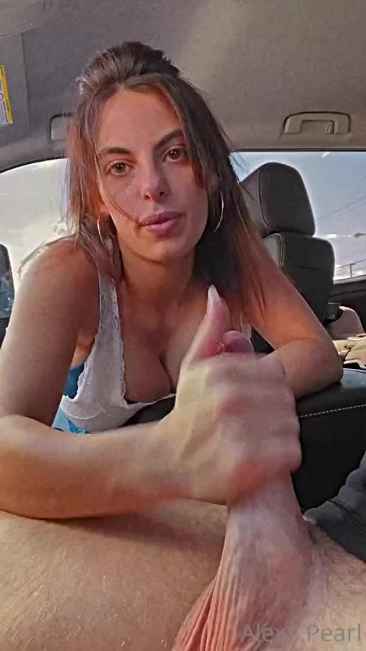 Alexa Pearl Eating Cum In Car Porn  – Onlyfans