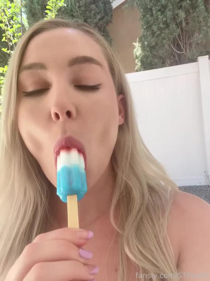 Stpeach Popsicle Blowjob Outdoors  – Onlyfans