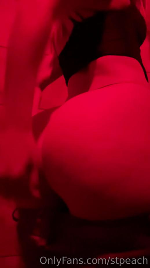 Stpeach Risky Club Ass Spreading Fansly Set Leaked