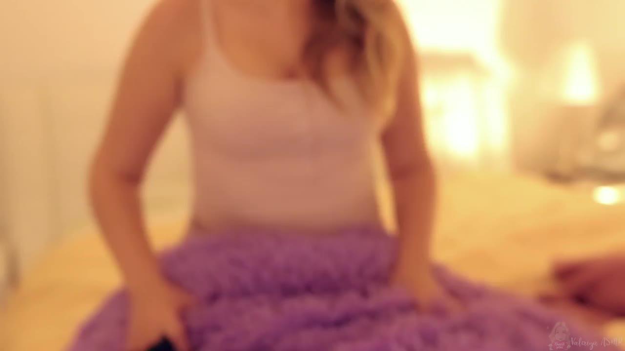 Valeriya Asmr Testing Different Bedspreads